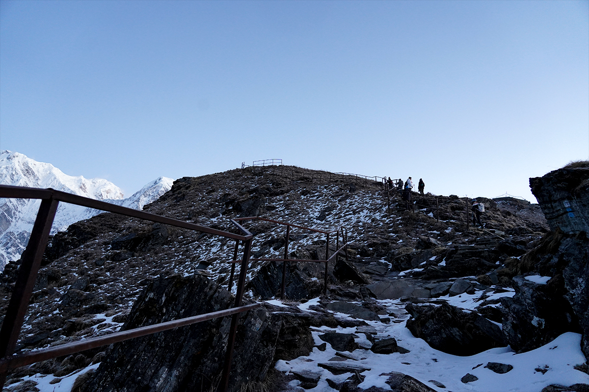 snowy trail to mardi